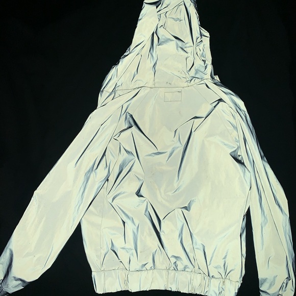 trendy reflective zip up hoodie - Picture 3 of 3
